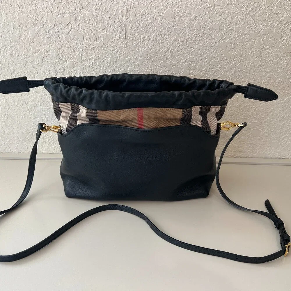 Burberry Peyton Navy Leather House Check Drawstring Crossbody - Picture 4 of 7